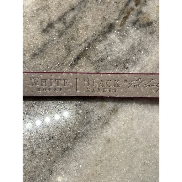 White House Black Market Belt Silver Bow Pink Patent Leather Belt Size XS 111459 - Picture 6 of 7